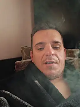 Huge_cock22cm's cam snapshot