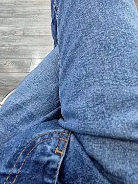 vali23's cam snapshot