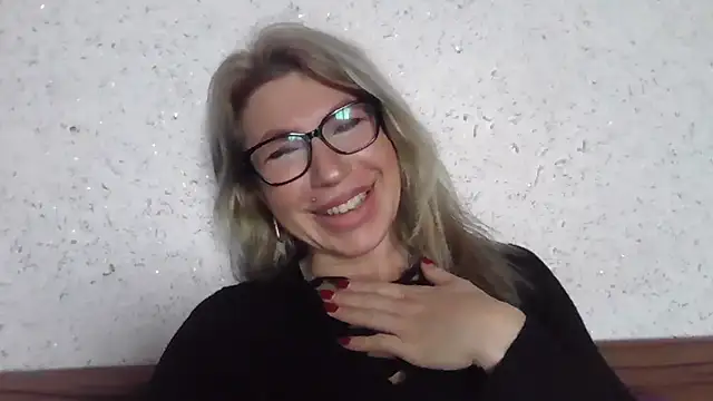 fox_red_lady7's cam snapshot