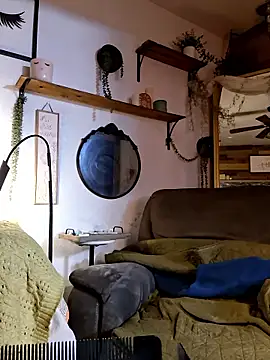 MISTERANDDEMI's cam snapshot