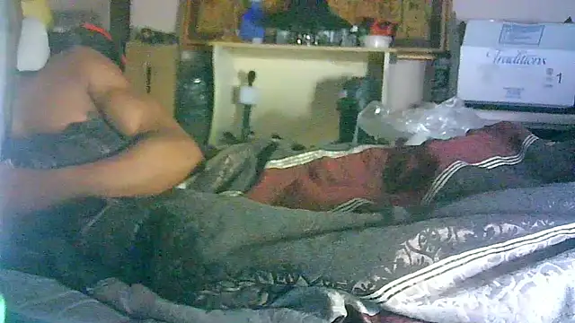 ON3YOULLN3VER_FIR3's cam snapshot