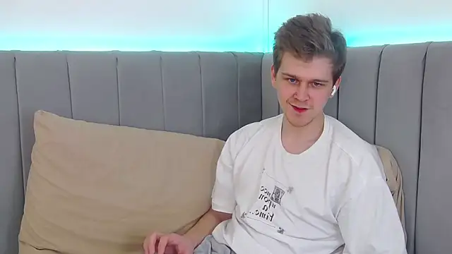 NickJohnas live sex cam