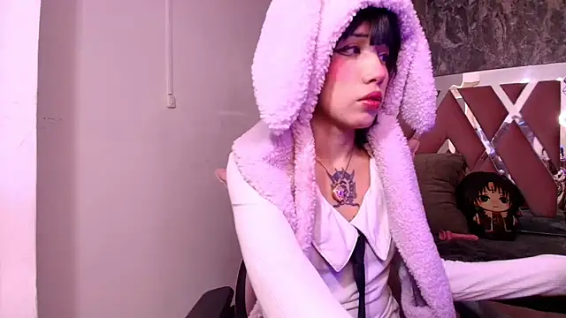 Terraelowen live sex cam