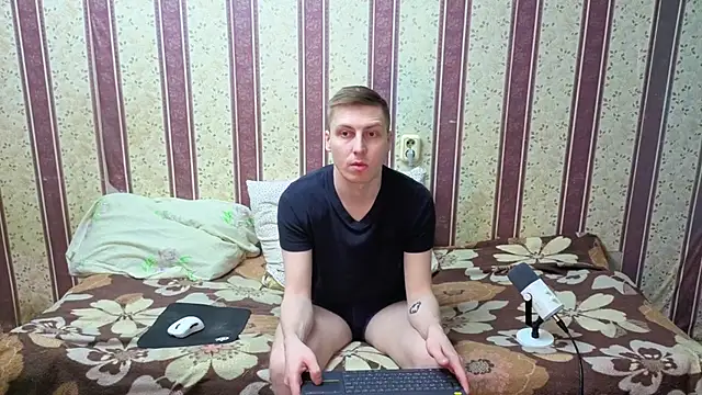 darienlarge's cam snapshot