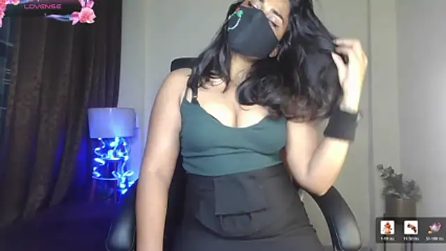 Black-Pearll live sex cam