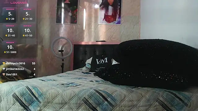 k_stormi_ live sex cam