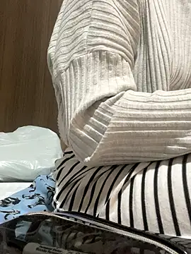 sabrina_v_'s cam snapshot