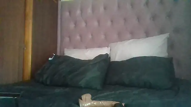 ShooingBunch's cam snapshot