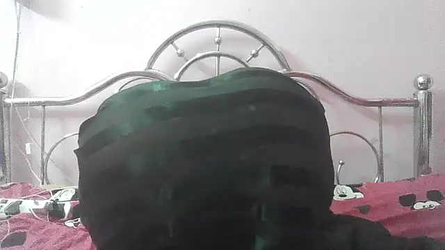 cute_lailaa's cam snapshot