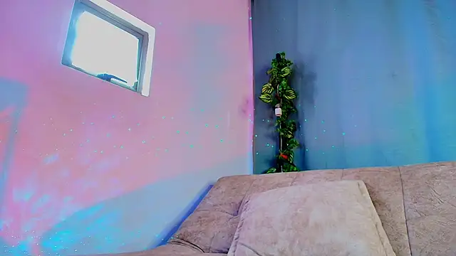 liccy_hall's cam snapshot