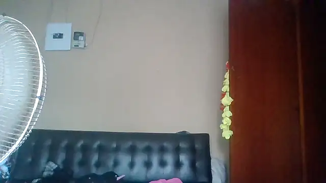 ShooingBunch live sex cam