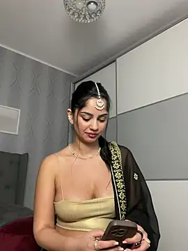 _adelle live sex cam