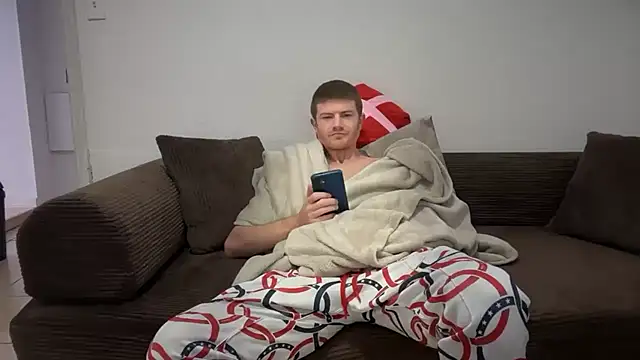 greekmythics's cam snapshot