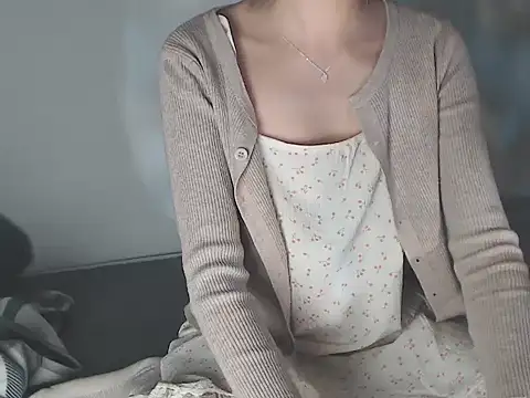 veelittle's cam snapshot