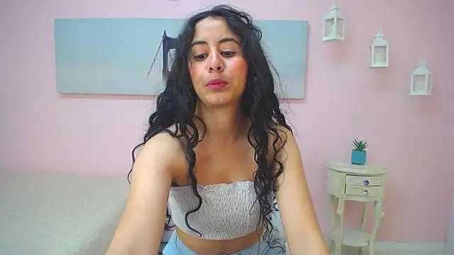 scarlett_clyde's cam snapshot