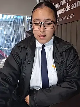 Cute_Penelope live sex cam