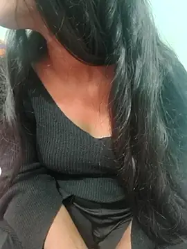 A-L-I-M-A's cam snapshot