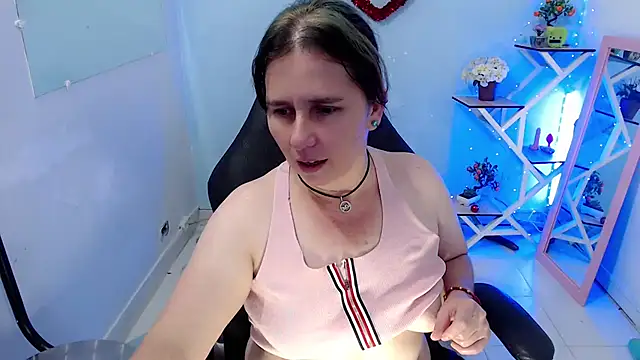 victoria_jones's cam snapshot