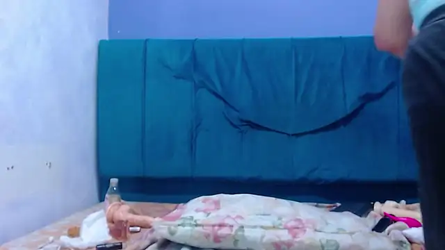 andrea_lopeez's cam snapshot