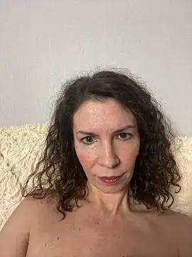 ChristinaGlory live sex cam