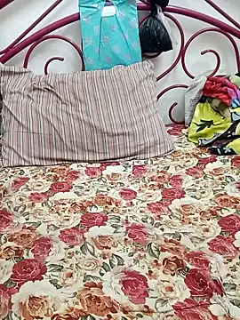 Hotty-rumi's cam snapshot