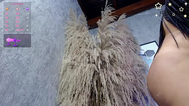 Lena_helleen live sex cam