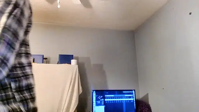 VanceFontaine's cam snapshot