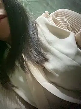 Elysia-007 live sex cam