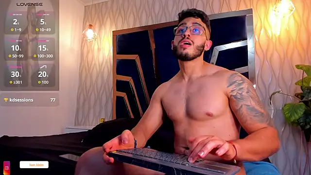 Liam_Kleiin's cam snapshot