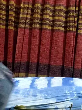 Tanha18 live sex cam