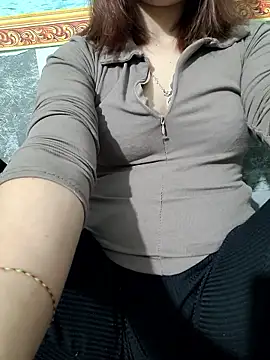 -LunaLust's cam snapshot