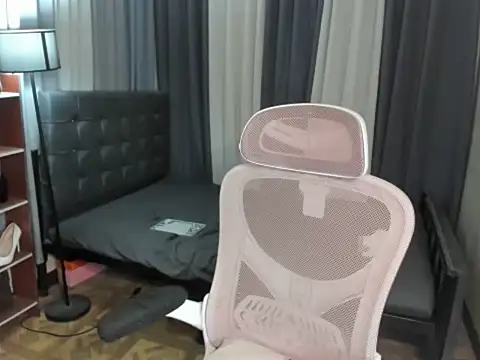 Seductive_Rhein live sex cam