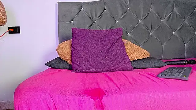 louis_bcasta1 live sex cam