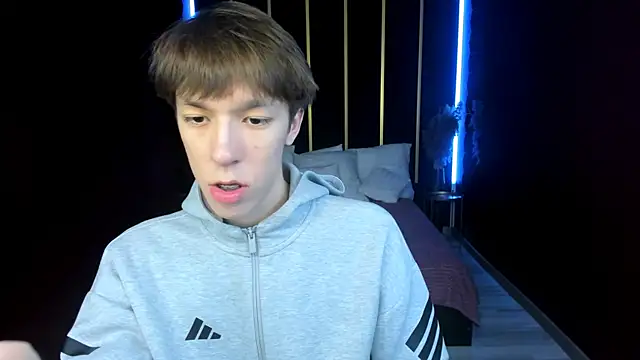 MarkBranston live sex cam