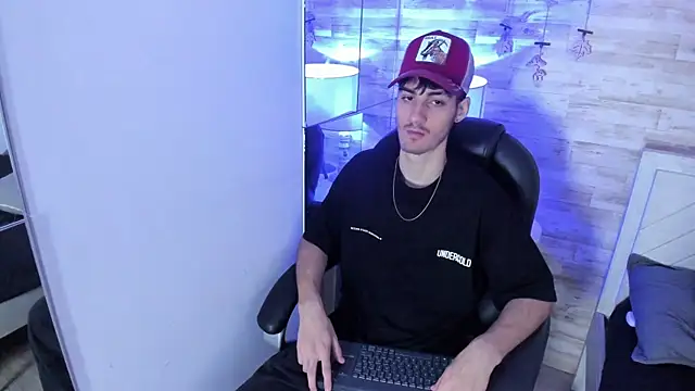 Emir_Ozan_ live sex cam