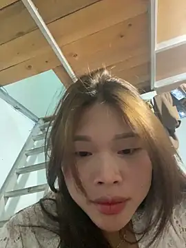 Emxinh123cute's cam snapshot