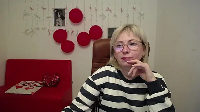 LaurenWishy live sex cam