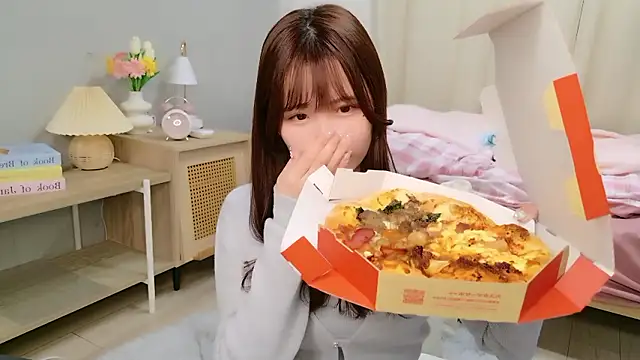 Sayuringo_ live sex cam