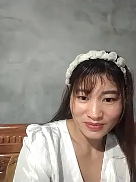 Qoine392 live sex cam