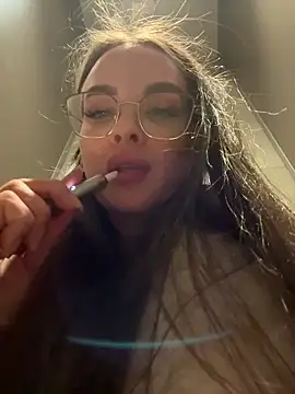 KristiRich live sex cam