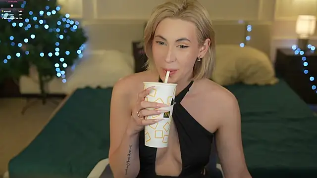 Kara_cat live sex cam