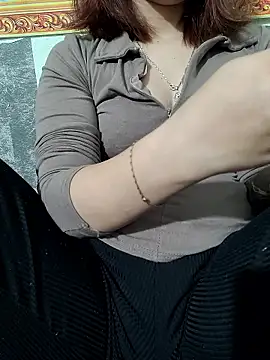 -LunaLust's cam snapshot