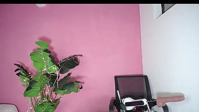 aleja_spearsx's cam snapshot