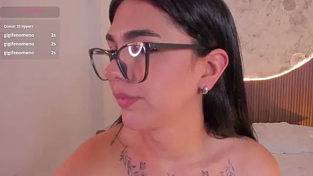 RoseCassie live sex cam