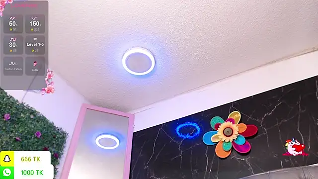 LAILAGUMMY live sex cam