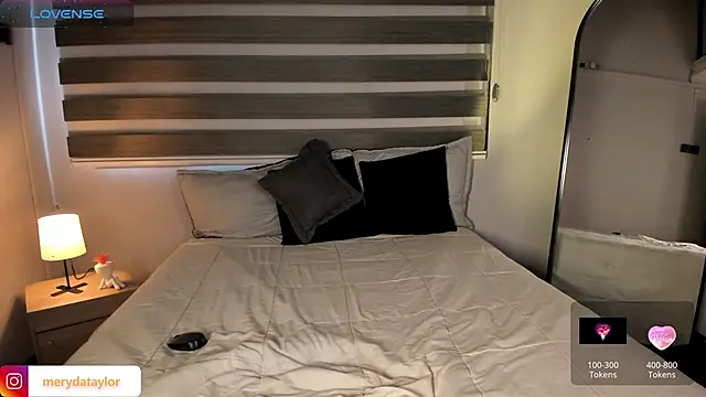 MERIDA_TAYLOR live sex cam