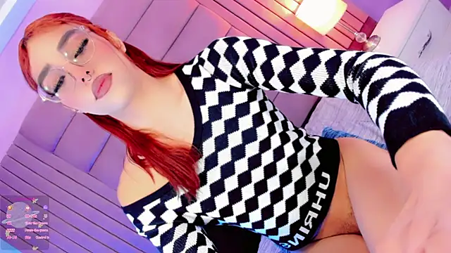 Camille_deluxe's cam snapshot