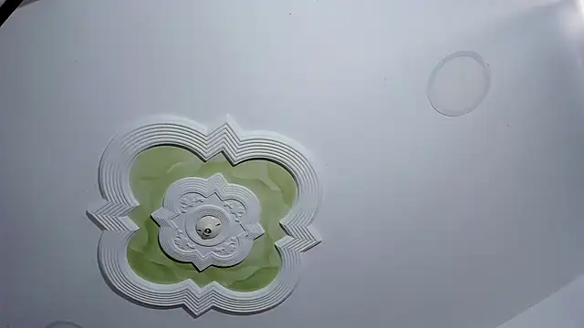 KarlaAndThiago's cam snapshot