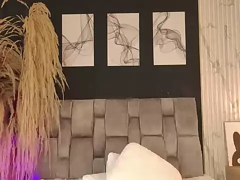 emmy_danielss's cam snapshot