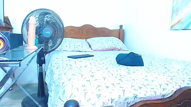 cositarrica_xxx's cam snapshot